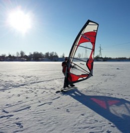 Individuālā vindsērfinga apmācība ziemā