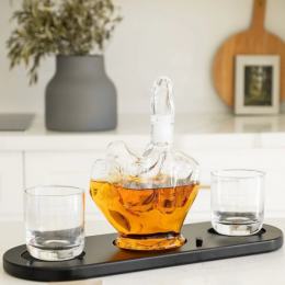 Grafīna un 2 glāžu komplekts "Middle Finger"