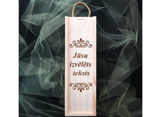 Koka kaste vīna pudelei ar Jūsu izvēlētu tekstu