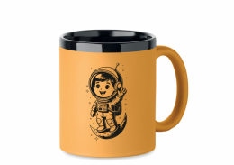 Krūze ar gravējumu "He is an astronaut"