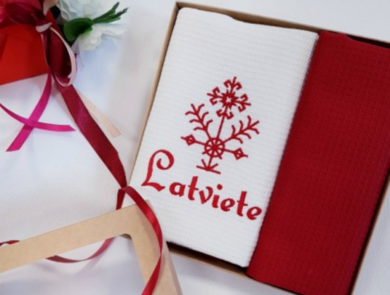 Virtuves dvieļu komplekti saimniecei