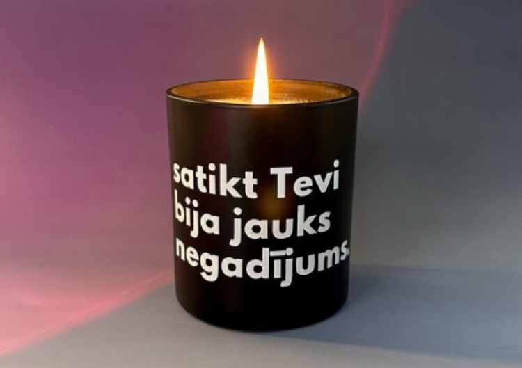 Sojas vaska svece "satikt tevi"