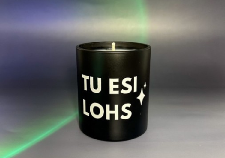 Sojas vaska svece "TU ESI LOHS"