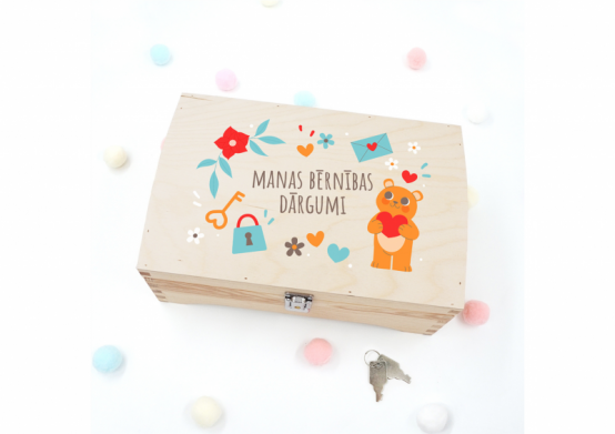 Koka kastīte "Manas bērnības dārgumi"