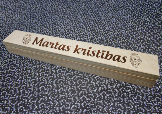Kristību sveču kastīte "Kristības" ar Jūsu izvēlētu vārdu
