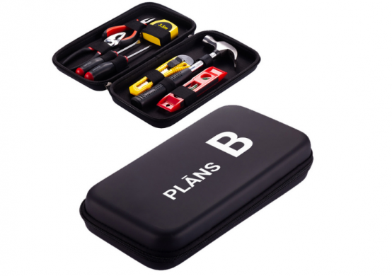 Instrumentu komplekts ar futrāli "Plāns B"